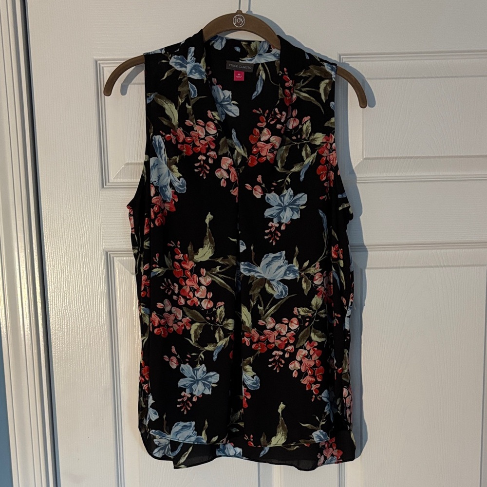 Vince Camuto Black Floral Sleeveless Blouse